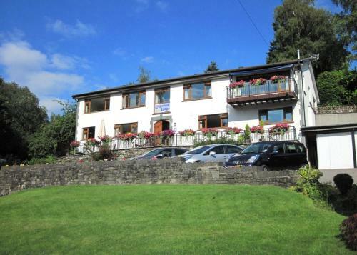 Hostal Lingwood Lodge