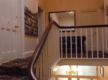 Hostal Latimer House