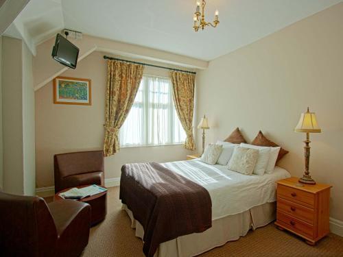 Hostal Monties Guest House