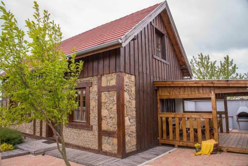 Pine Cottage