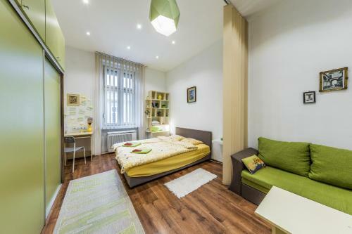 Green Thea Apartment / Free Parking