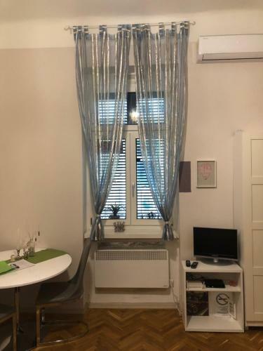 Apartamento Jewelry Box In Central Budapest