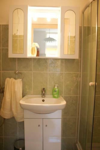 Little Hungary Apartment