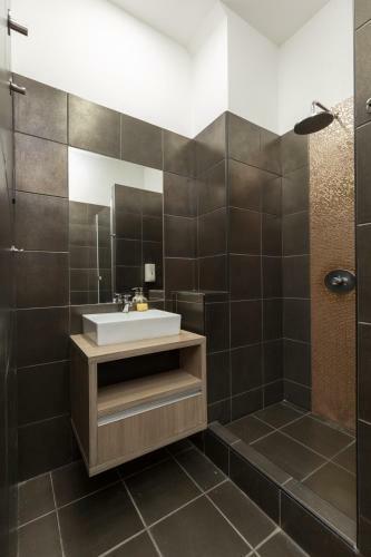 E14 Design Hostel