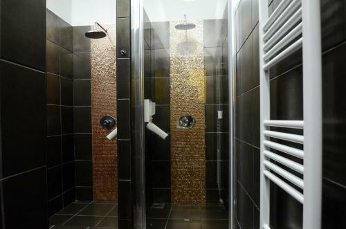 E14 Design Hostel