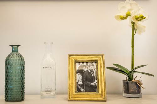 Hello Downtown Apartment - Movie