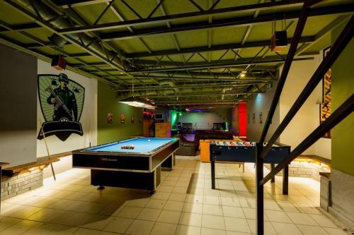 The Bachelor Bar - Bunker | Private Club