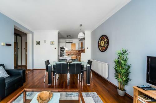Apartamento Designer Home Synagogue
