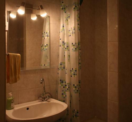Margaret Bridge Studio Apartment