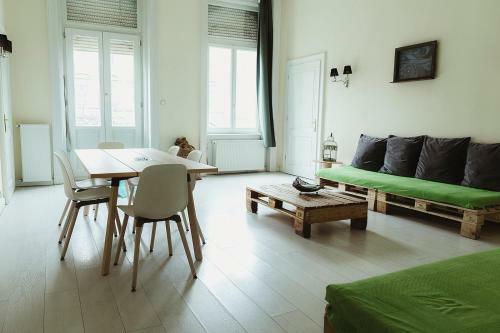 Jozef Apartment