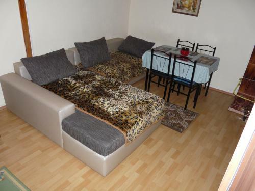 Westend Apartment & Courtyard