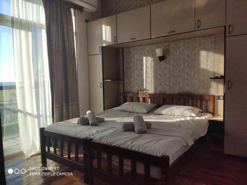 Hostal Tirkius House
