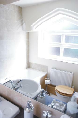 Cotford Hotel