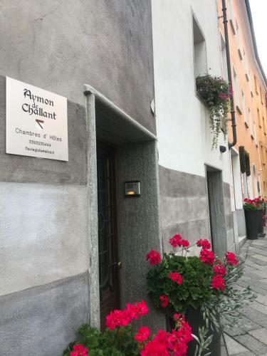 Hostal Aymon De Challant