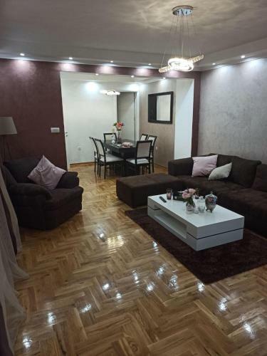 Apartman-vra?ar