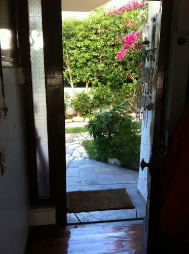 Traditional Villa In S Pedro , Estoril