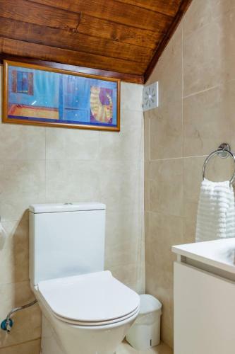 Traditional Villa In S Pedro , Estoril