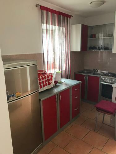 Apartment In Family House Linda