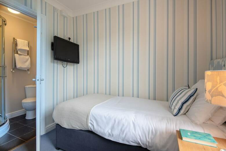 Hostal The Abbey