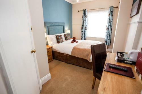 Clarence Court Hotel