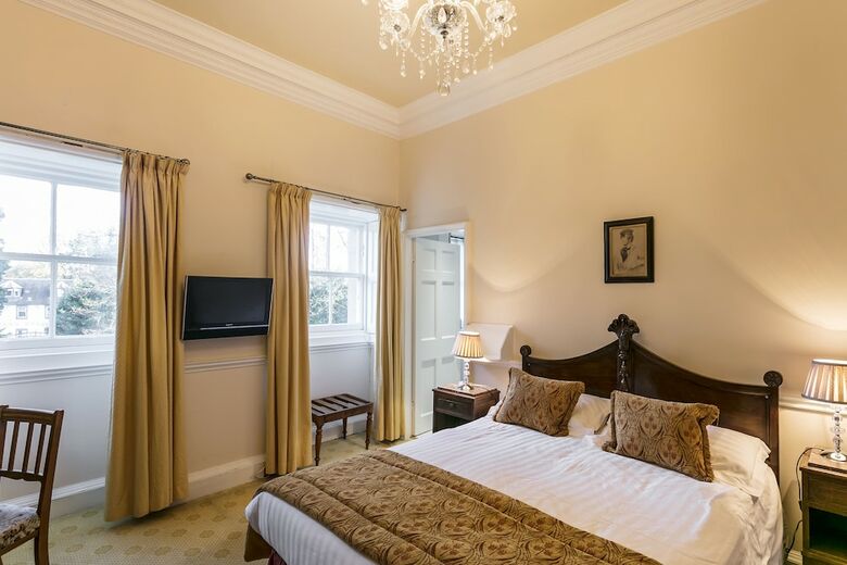 Ednam House Hotel