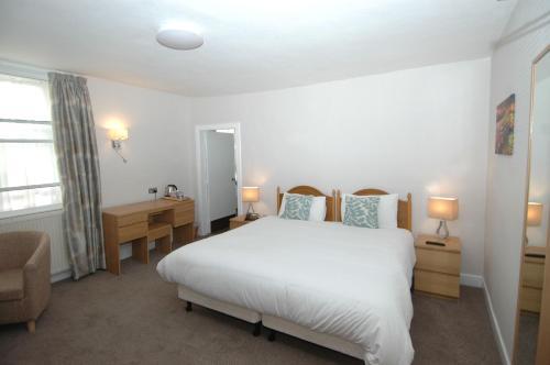 Cross Keys Hotel, Kelso