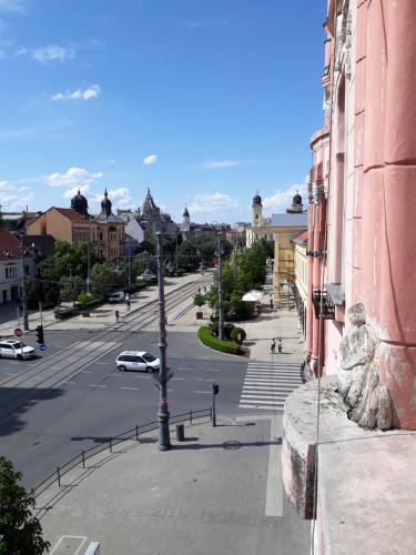 Hostal Piac Utcai Apartman 2