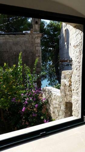 Unique Cavtat Center Apartment