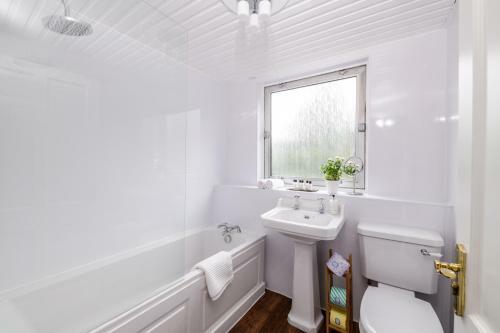 Campbell Cottage, Arrochar, Loch Long