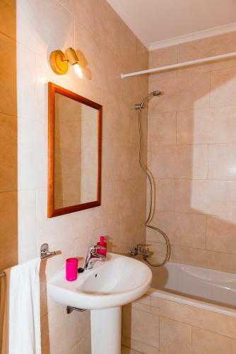Apartamento Tac - Alcantarilha House