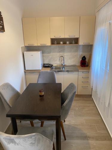 Viola Apartmanh�zak Family Apartman