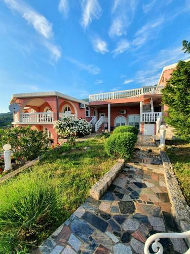 Apartamentos Villa Lilly