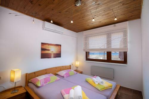 Apartamentos House Petra On The Beach-sea