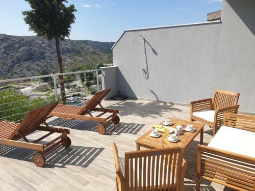 Best View Apartments Cesarica