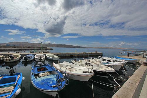 Apartamentos Beautiful House Direct On Beach With Pool