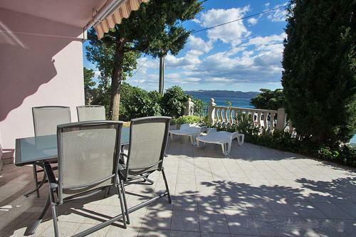 Apartamentos Beautiful House Direct On Beach With Pool