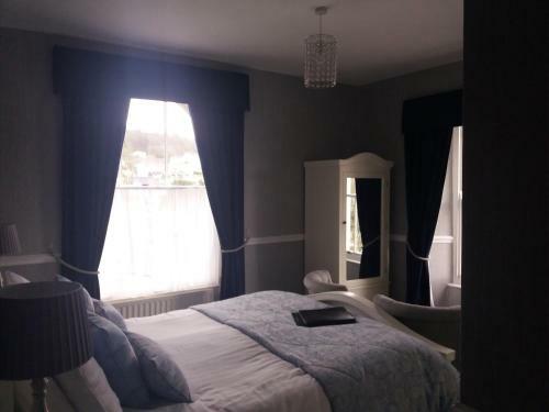 Hostal New Hall Bank