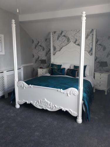 Hostal New Hall Bank
