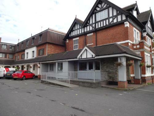 The County Hotel