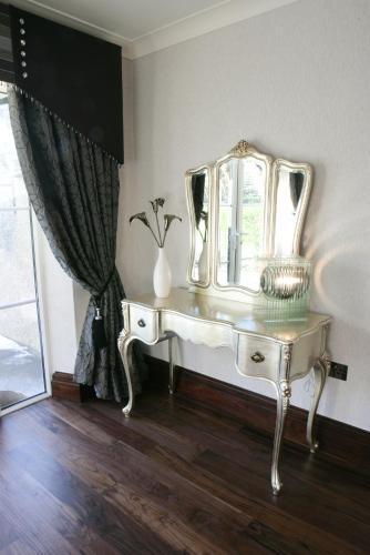 Windermere Hotel