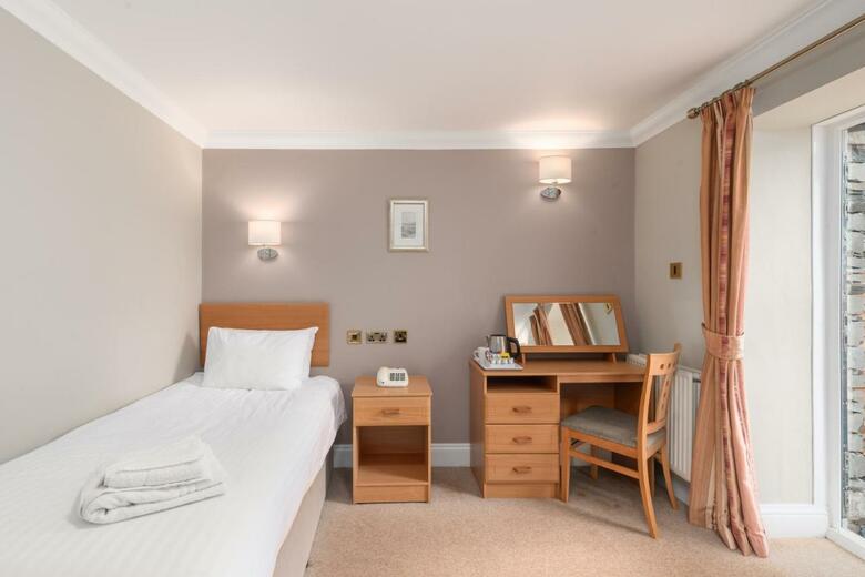 Windermere Manor Hotel