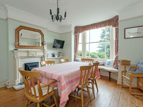 Sheen Cottage