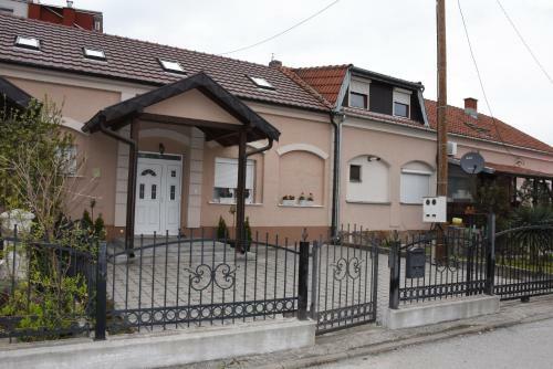 Capitol Apartmani
