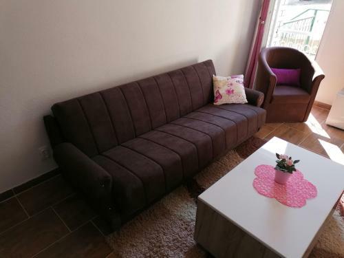 Apartman Lana, Jezero