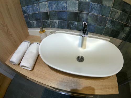 W Apartman