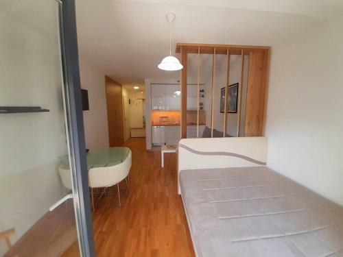 Axa Apartman