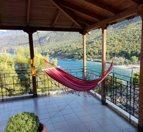 Beautiful Villa By The Sea