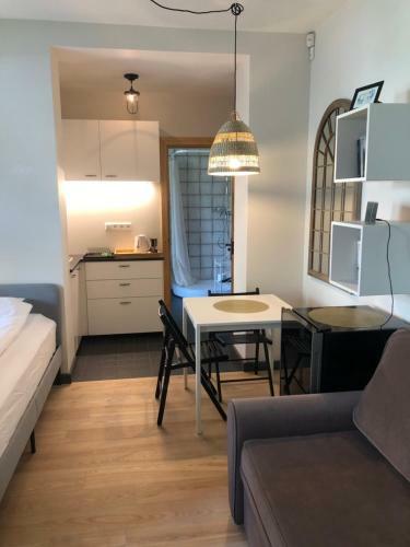 Sisters Beach Apartments