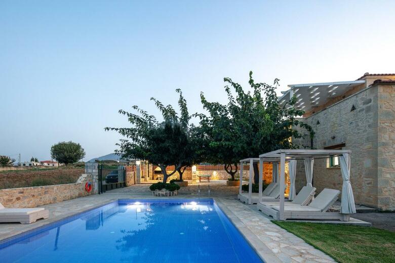 Villa Pinelopi