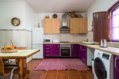 Rustic Holiday House In The Natural Park